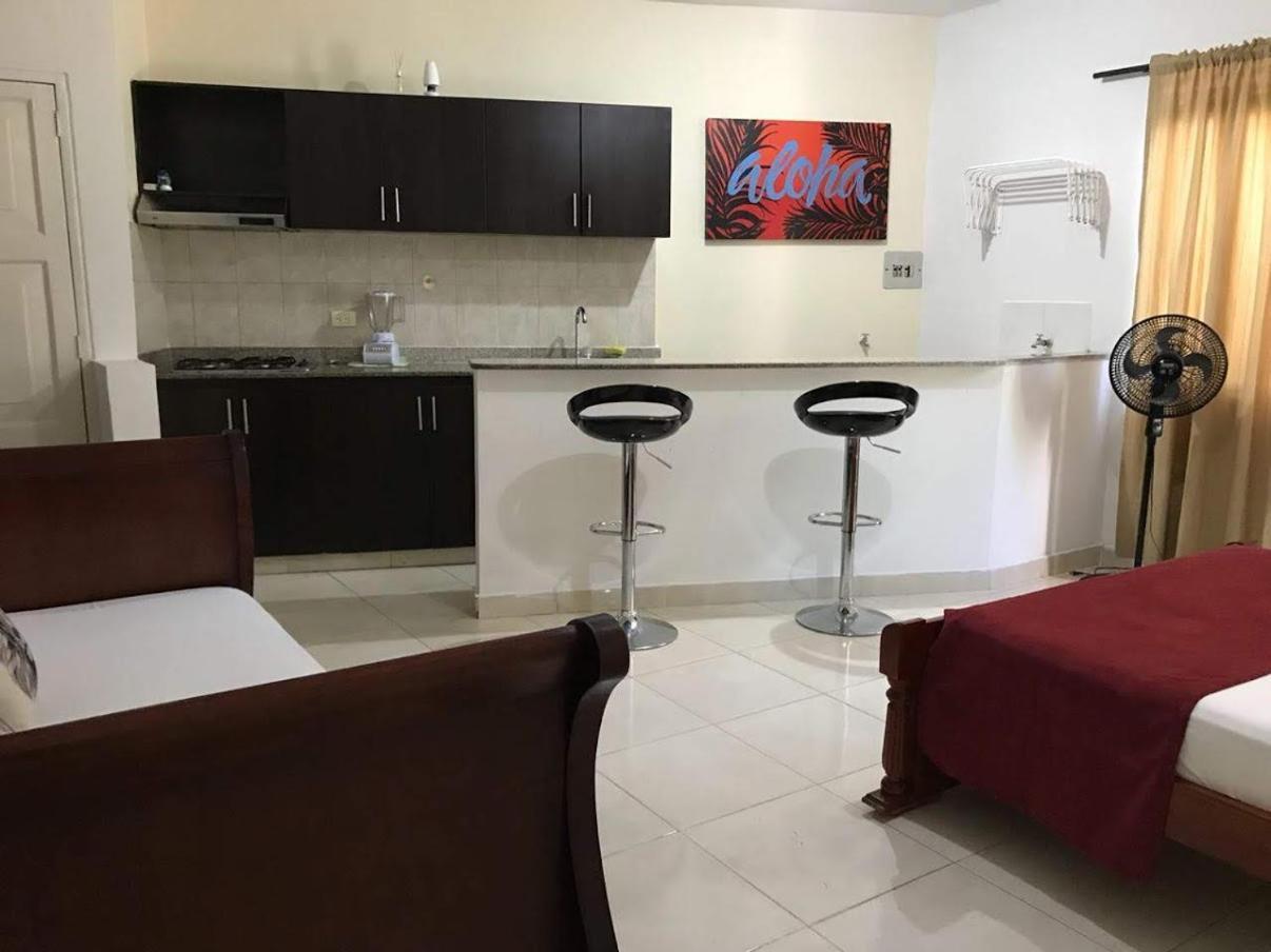 Arco Apartasuites Cali Buitenkant foto